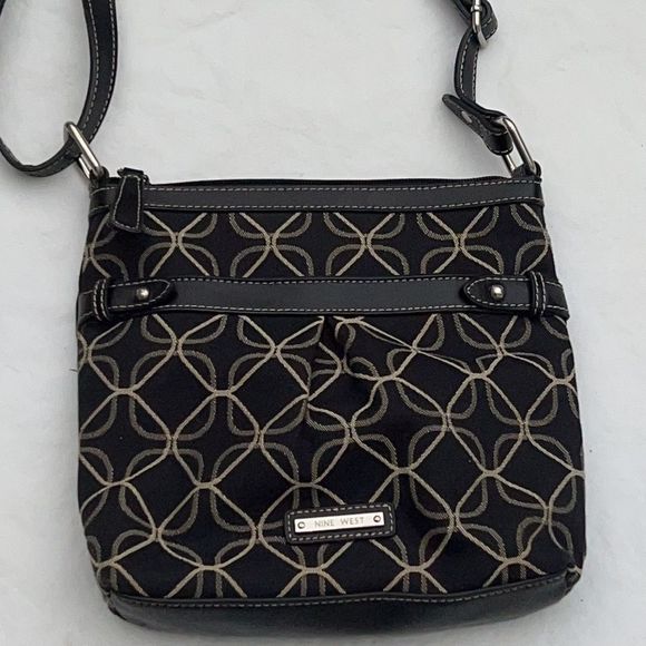 Nine West black canvas purse - Picture 2 of 6